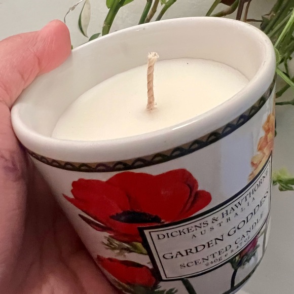 Candle - Picture 4 of 16